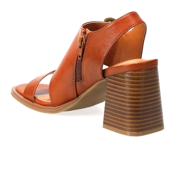 Sonoma Goods For Life® Long Buckle NIB Women's Block Heeled Sandals. Size 9 - Picture 3 of 14